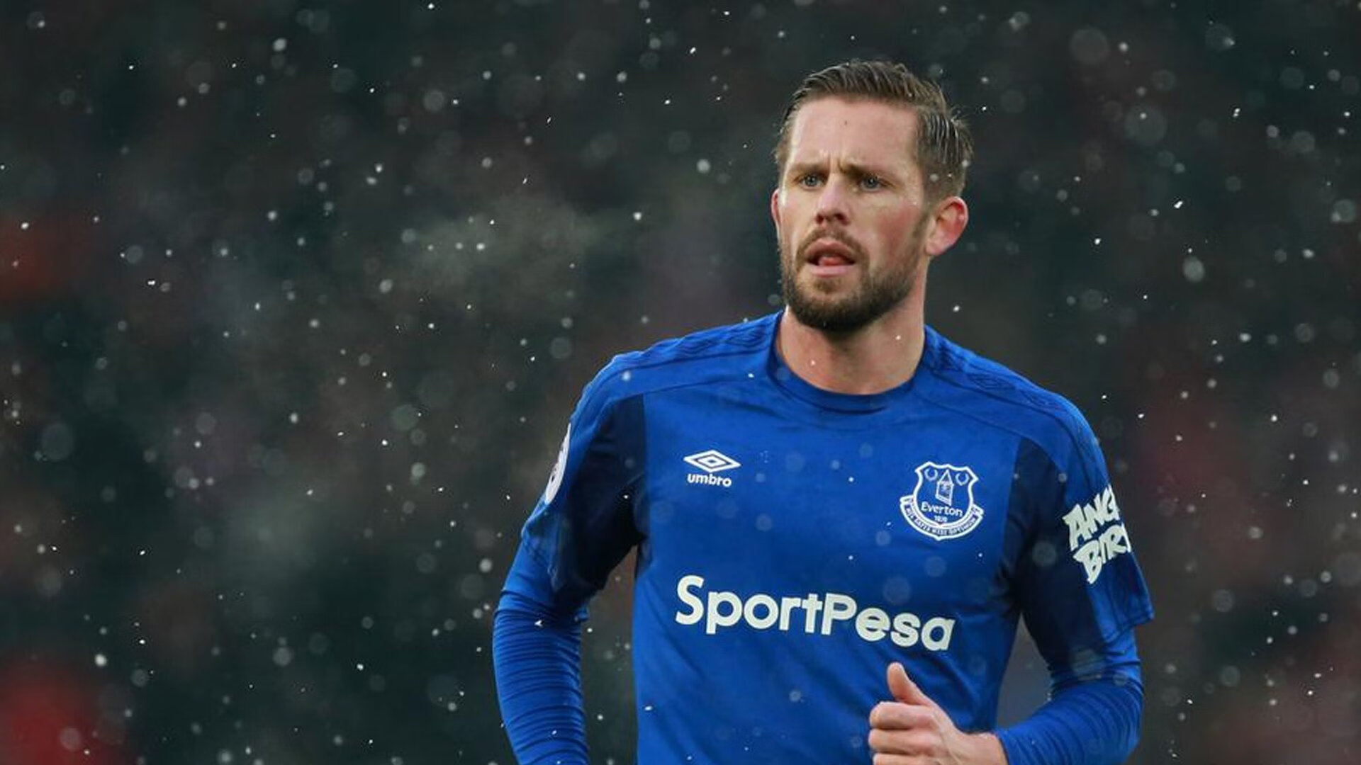 年轻网球选手逐渐崭露头角